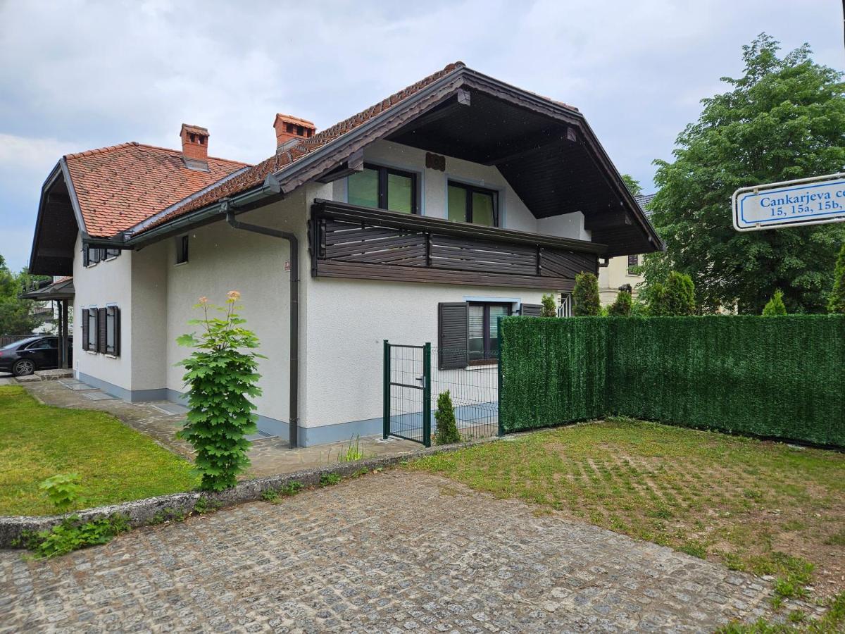 Апартаменты Apartma Jezerci Блед Экстерьер фото